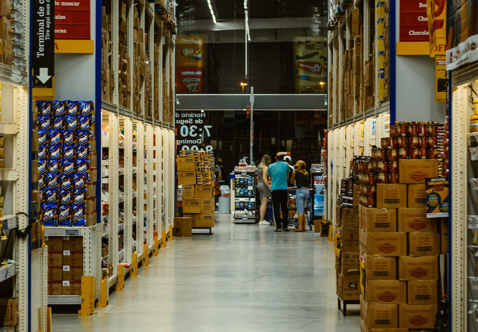 國(guó)外某家居行業(yè)倉(cāng)儲(chǔ)設(shè)備